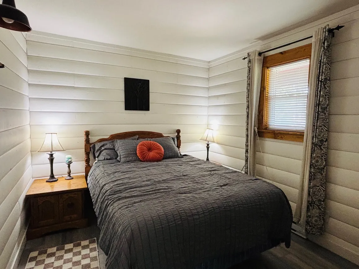 Cabin 16
