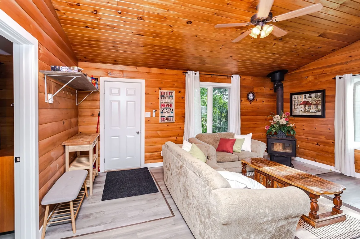 Cabin 15