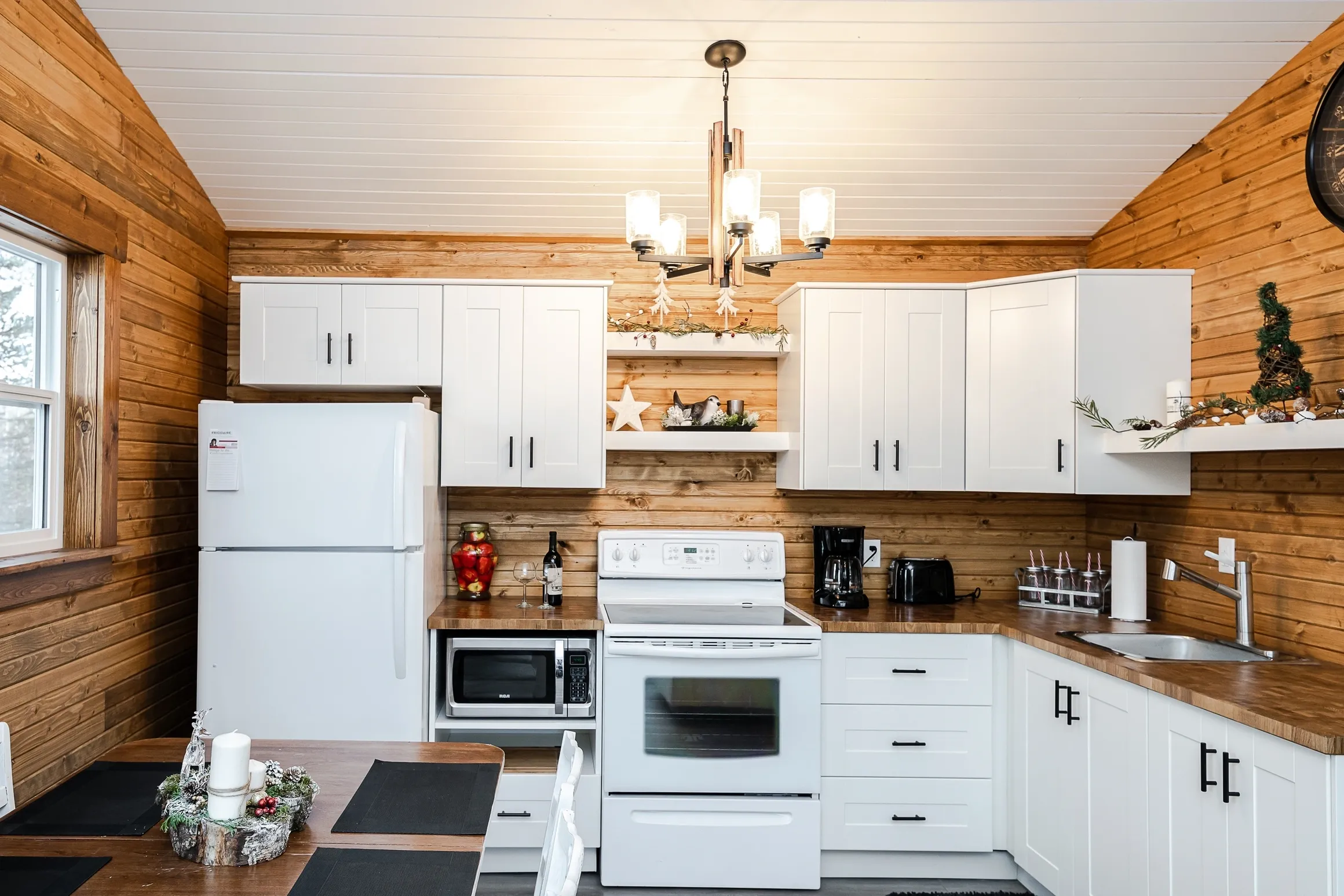 Cabin 16