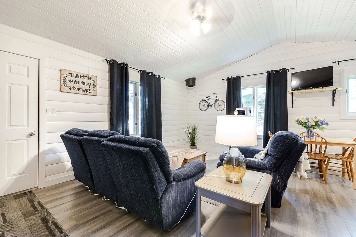 Cabin 14