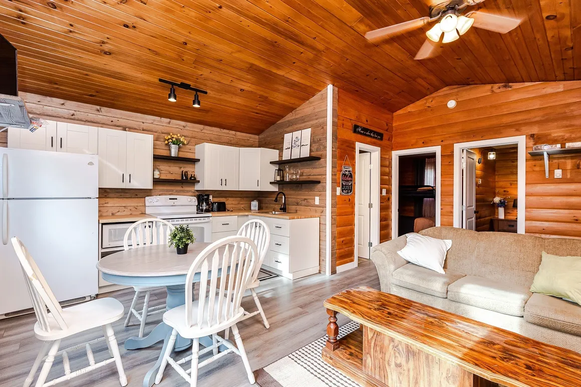 Cabin 15